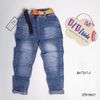 Quần jeans dài wash rách kèm phụ kiện dễ thương cho bé trai QTB196924