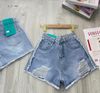Quần sort jeans wash rách dễ thương cho bé gái QGB17493