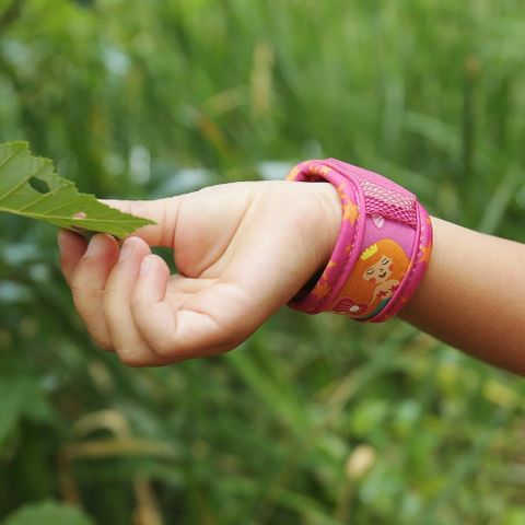 Vòng đeo tay chống muỗi trẻ em PARAKITO KIDS (2 viên)