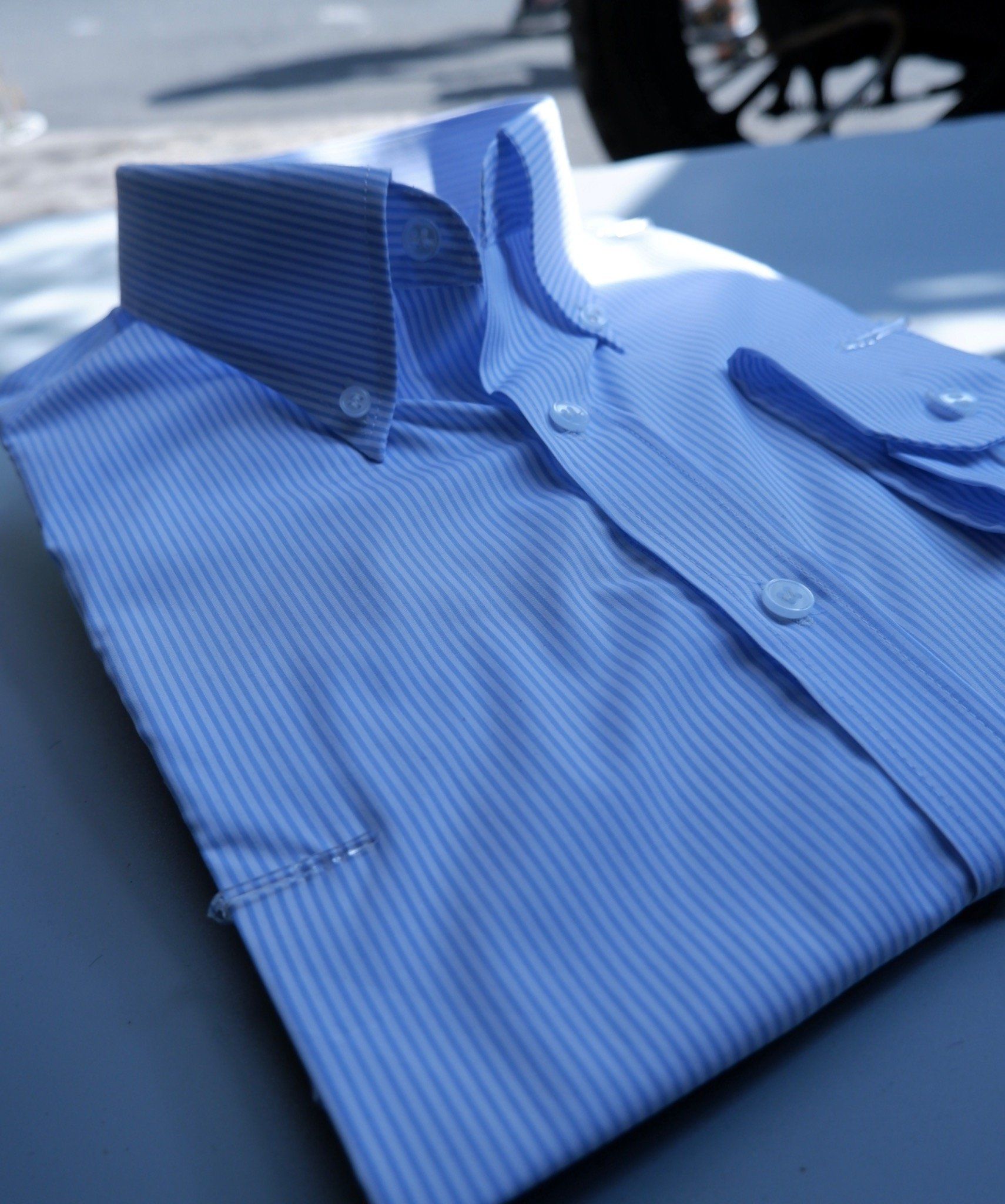 Sơ Mi Sọc Xanh nhỏ- Spread Collar or Classic Collar