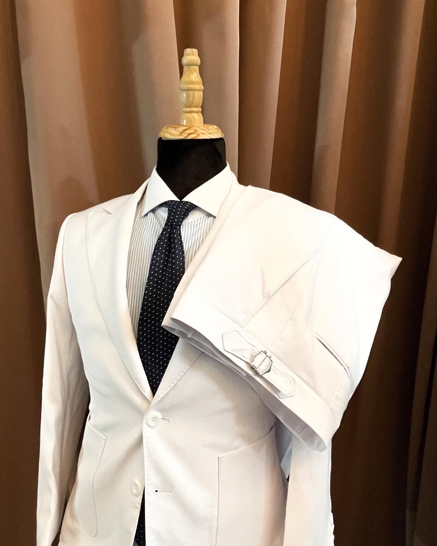 WHITE SUIT 2 PIECES
