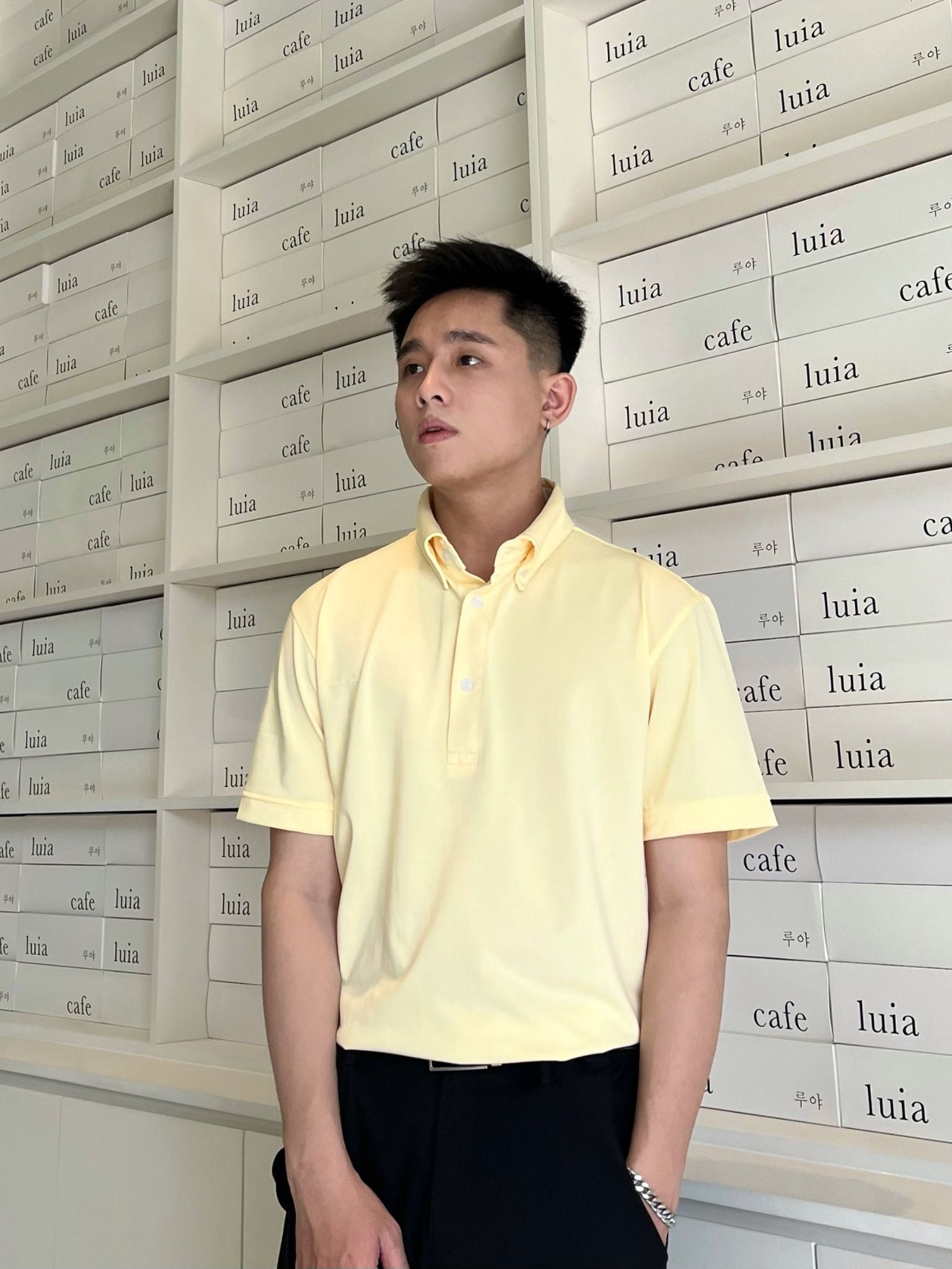 Áo thun Polo màu vàng nhạt