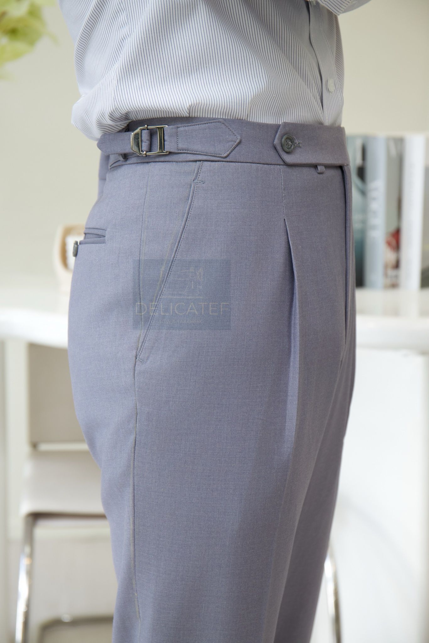 Quần Sidetab màu xám /Light Grey SideTab trousers