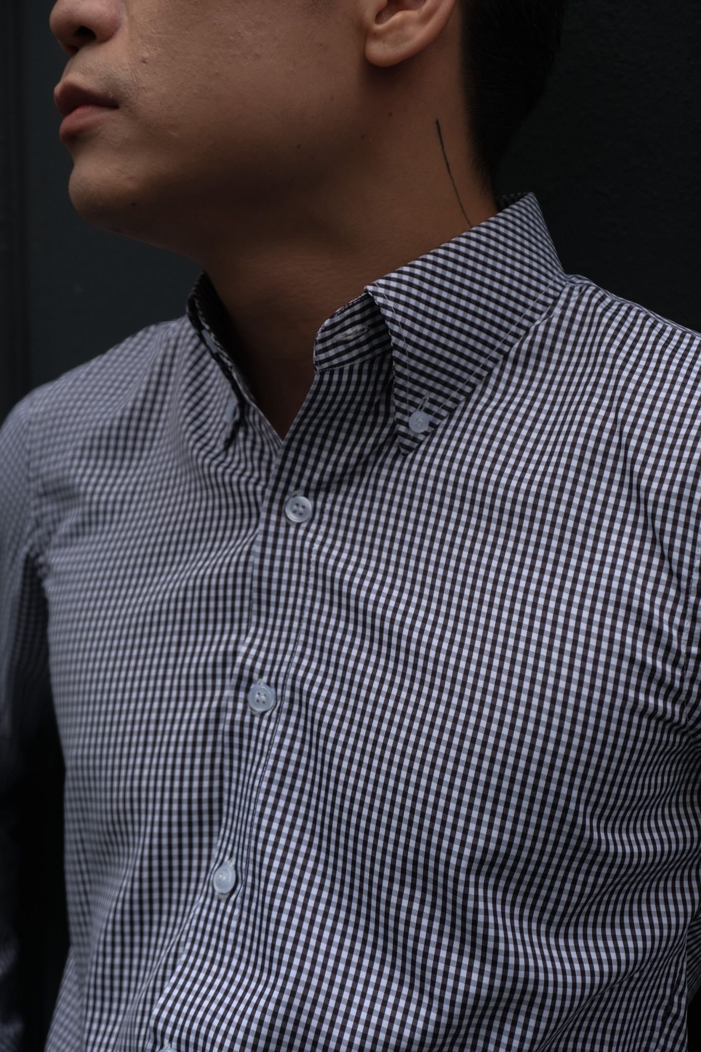 Sơ Mi Ca Rô Đen - Spread & Buttondown Collar - Black checkered shirt