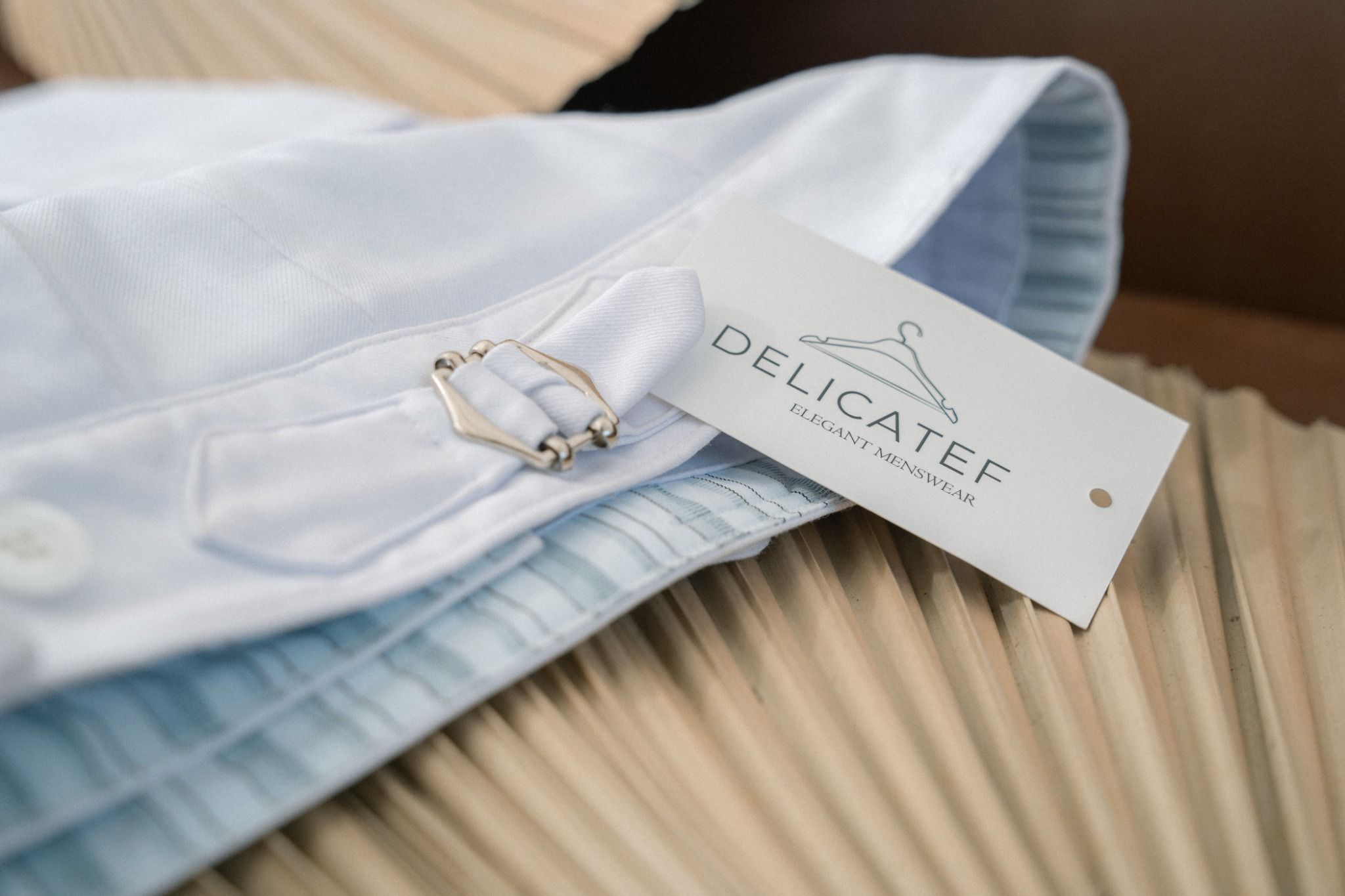 Quần âu sidetab trắng/ White Sidetab Trousers