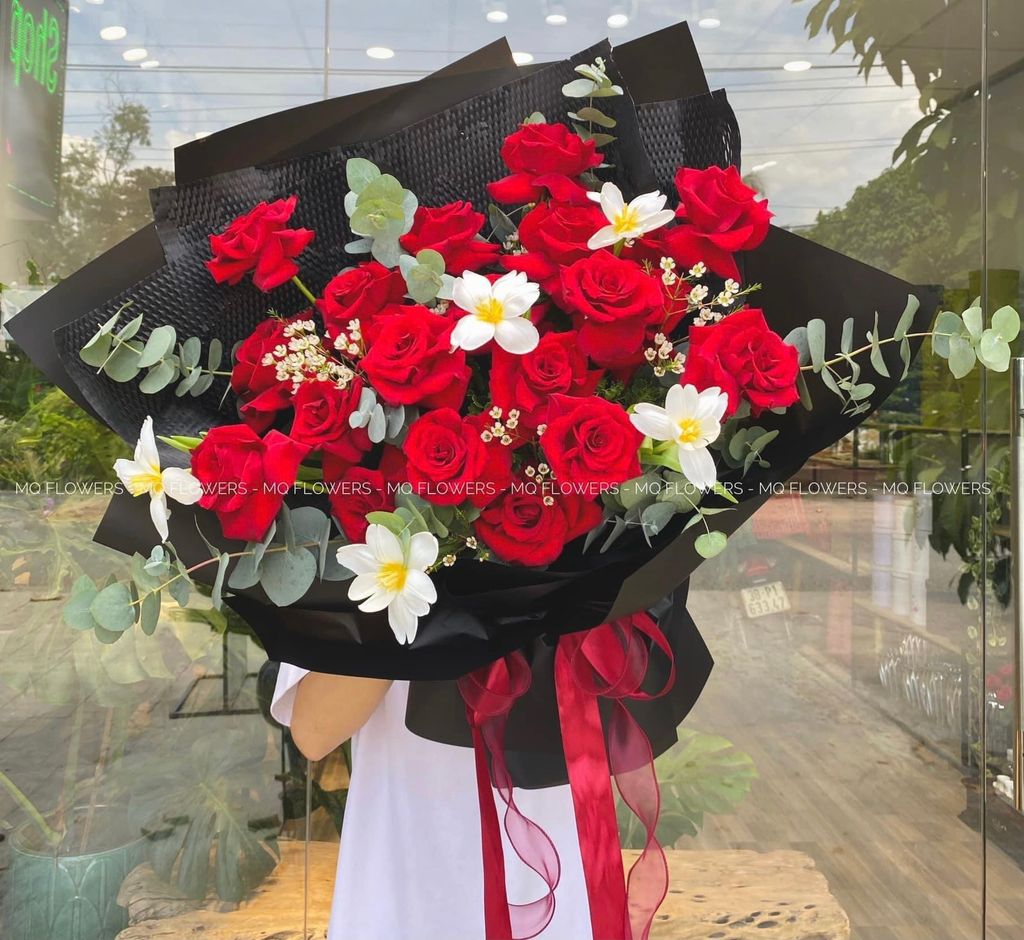 B0066 - Red Rose 7