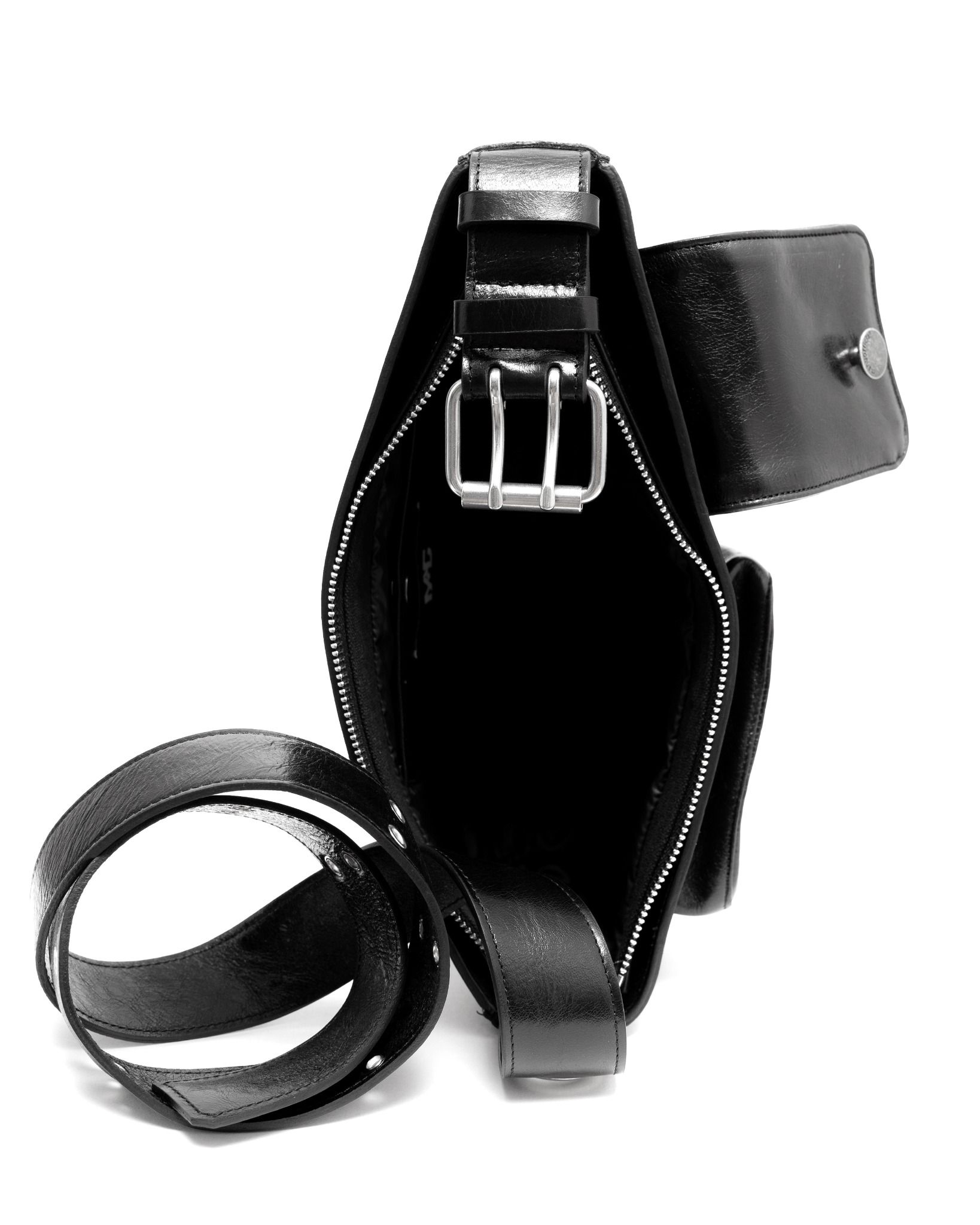 PIERCING M SHOULDER BAG