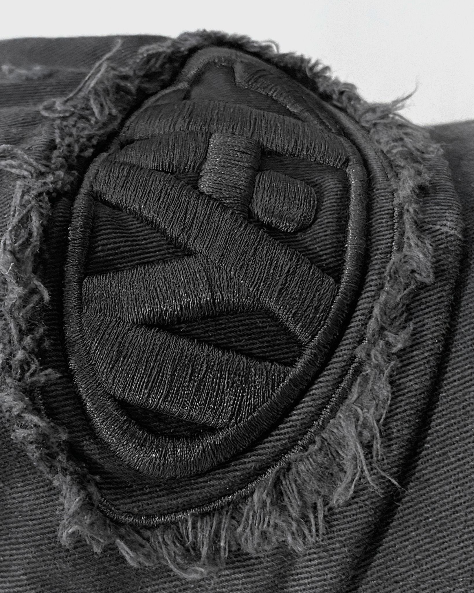 LG WASH CAP * black