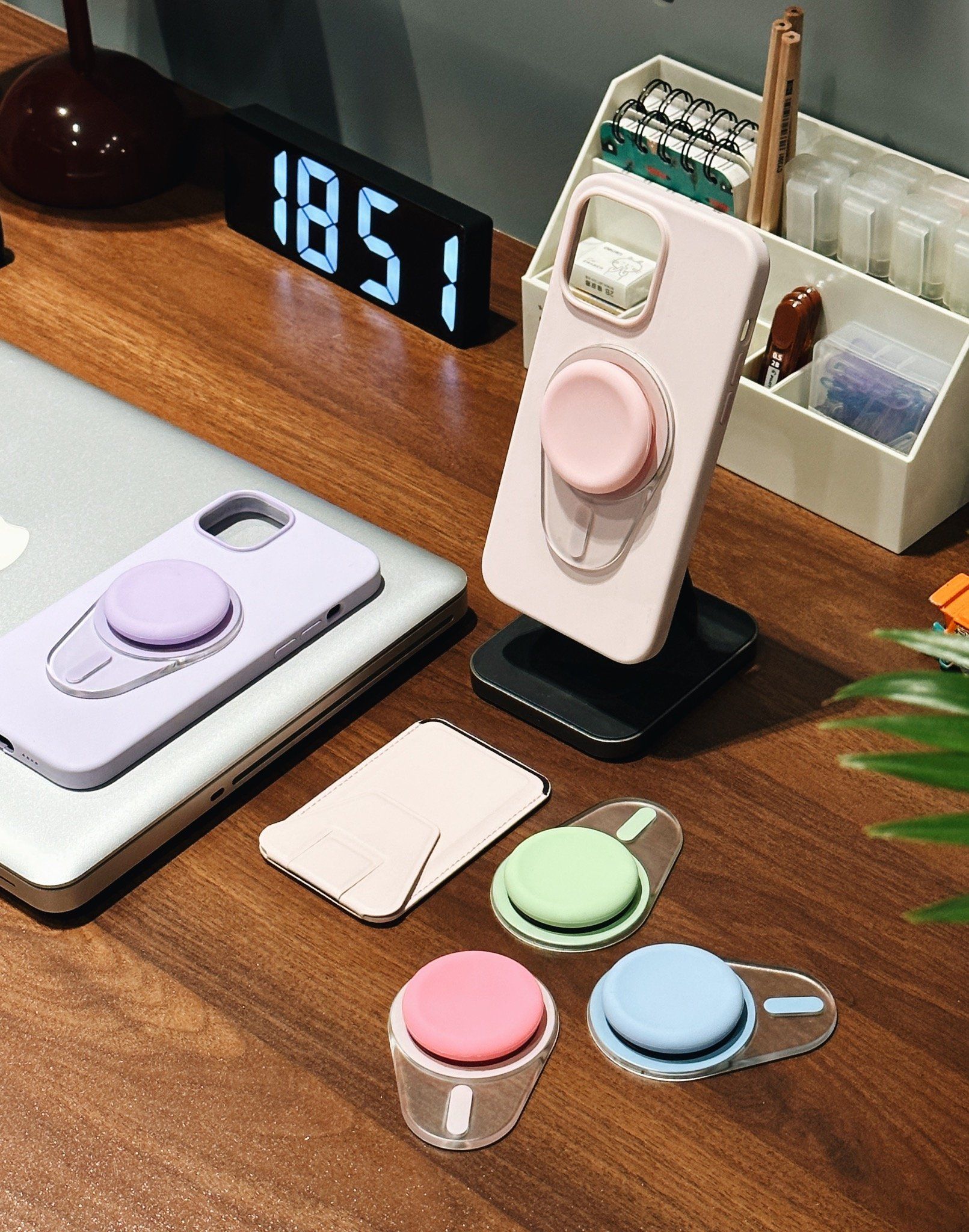 MAGSAFE BASIC HOLDER