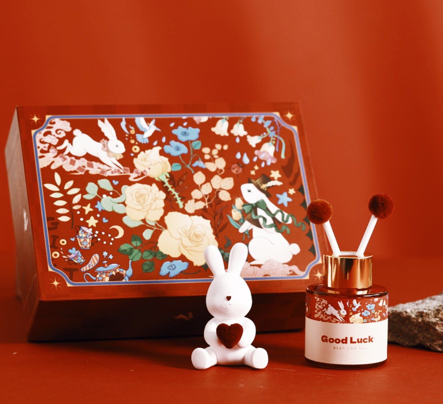LUCKY RABBIT LIMITED-EDITION GIFTS