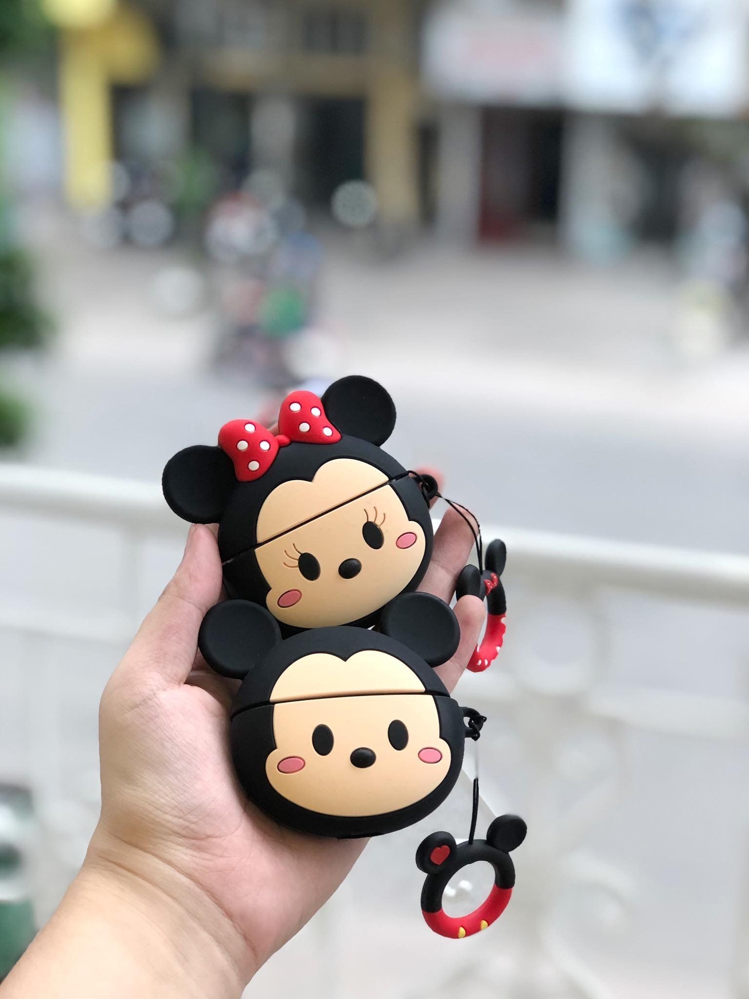 MICKEY & MINNIE