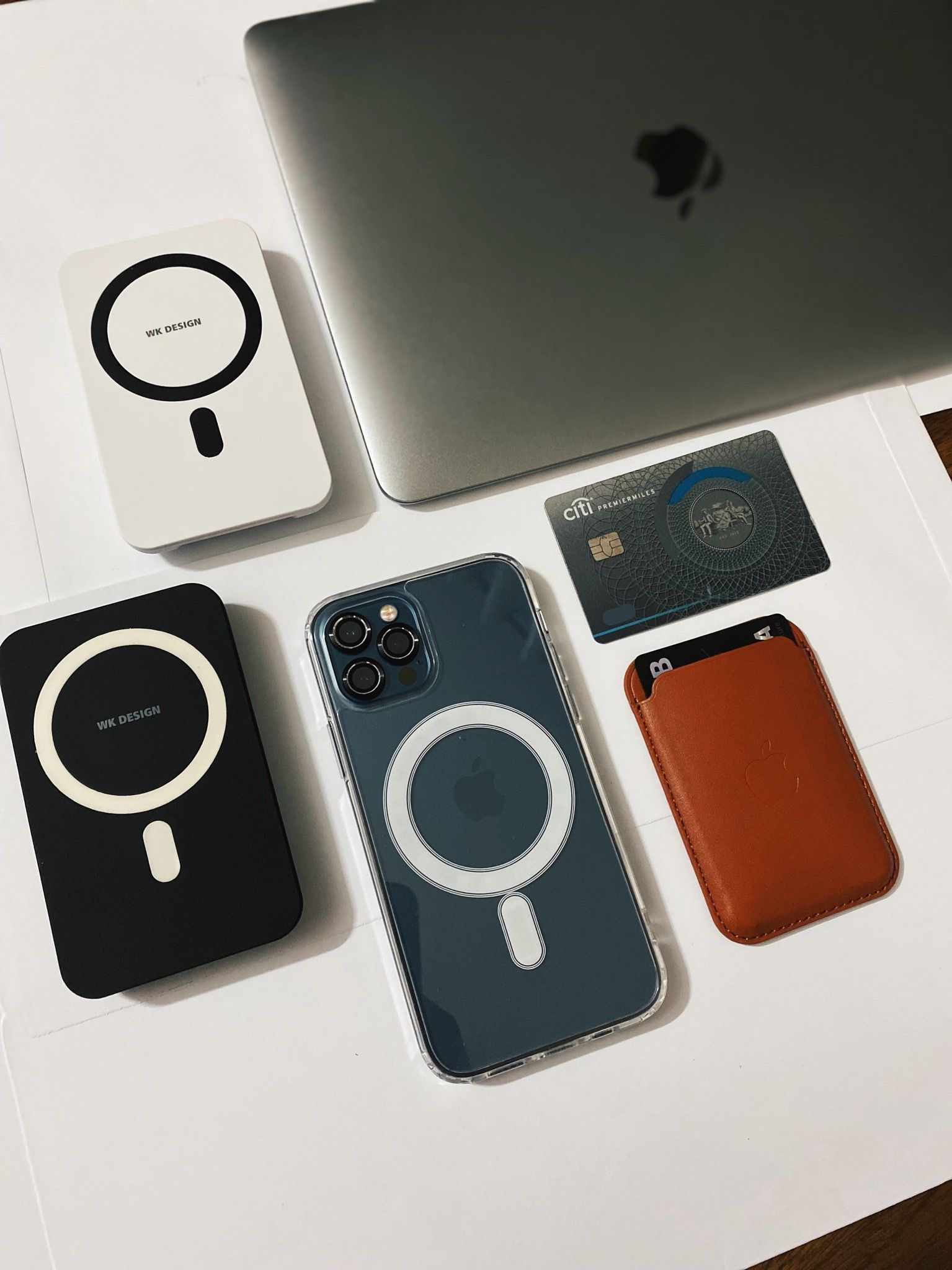 MAGSAFE CASE