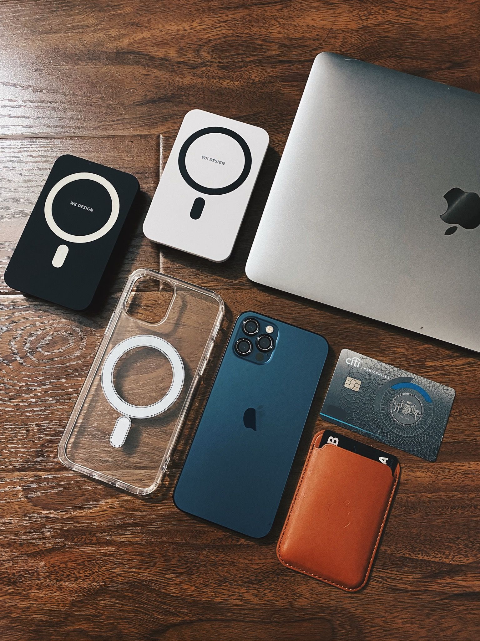 MAGSAFE CASE