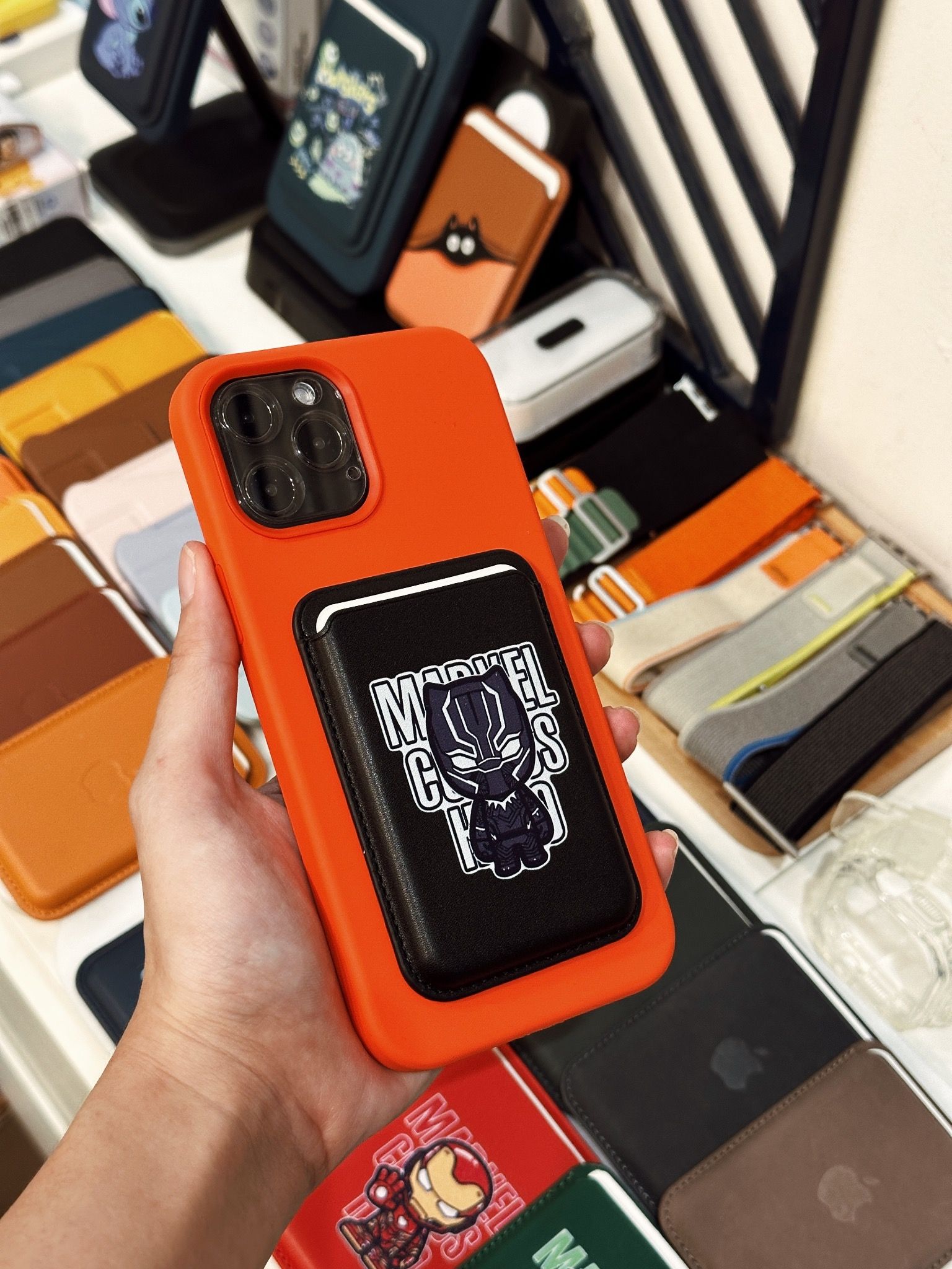 MAGSAFE SUPERHEROES Wallet