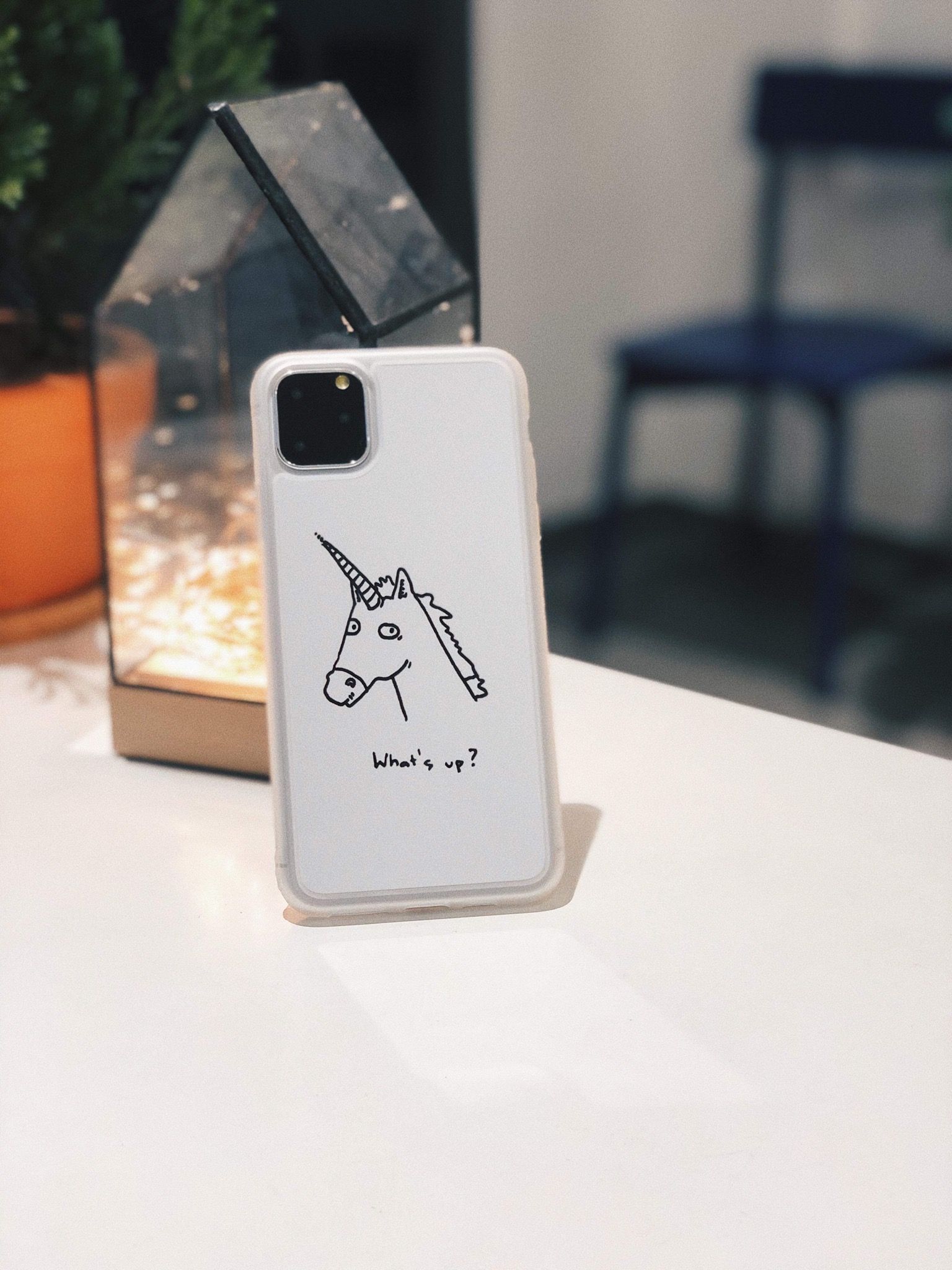 WHITE UNICORN