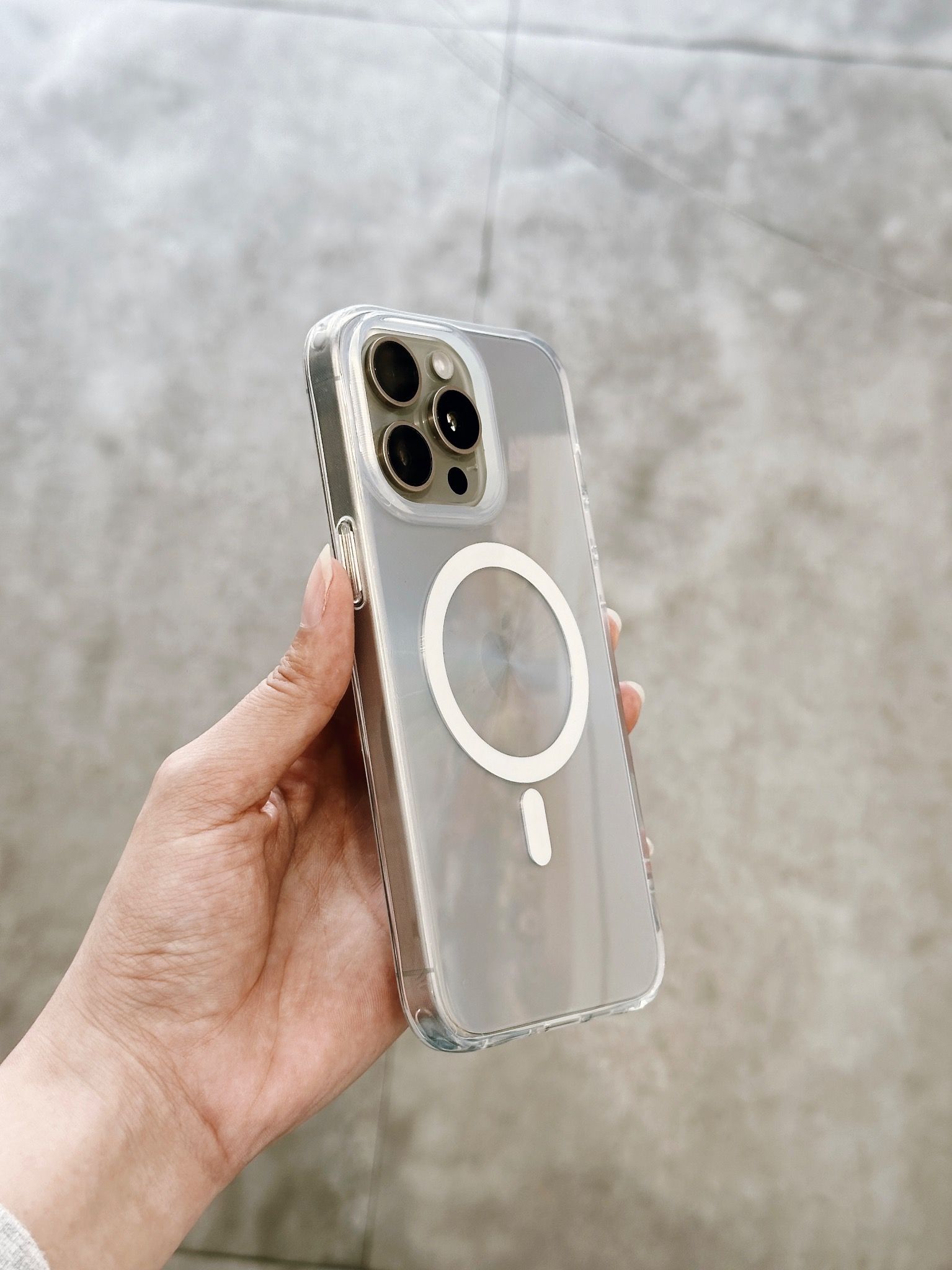 MAGSAFE CASE