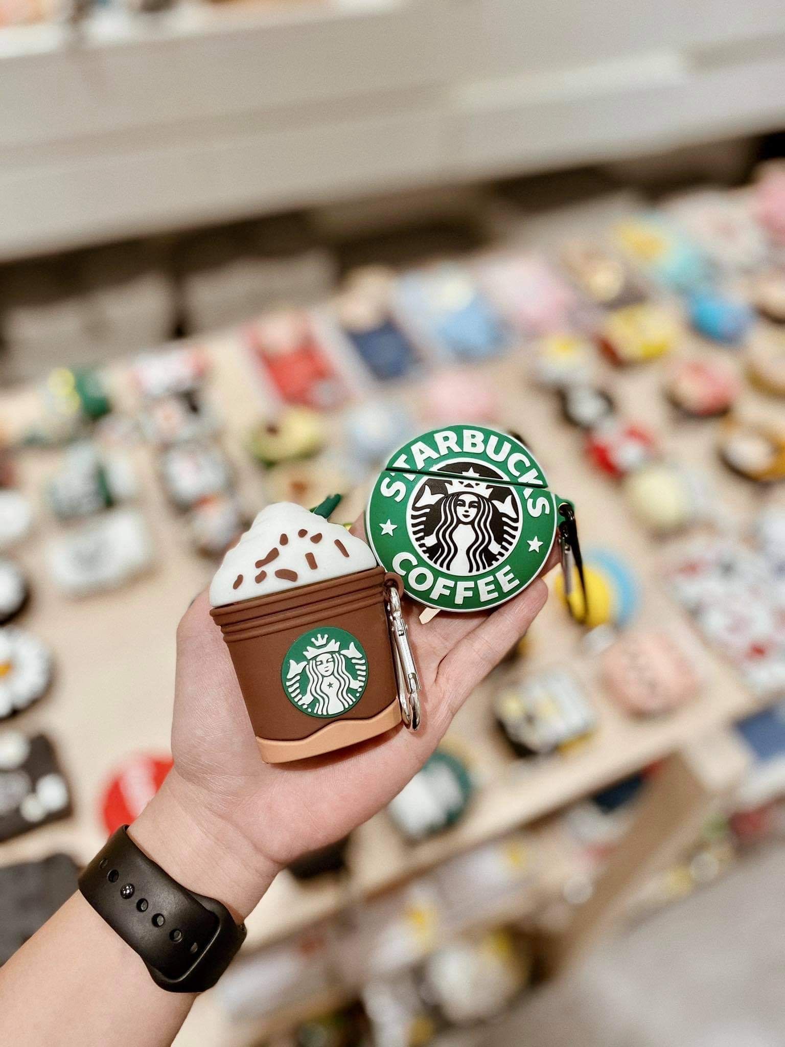STARBUCKS
