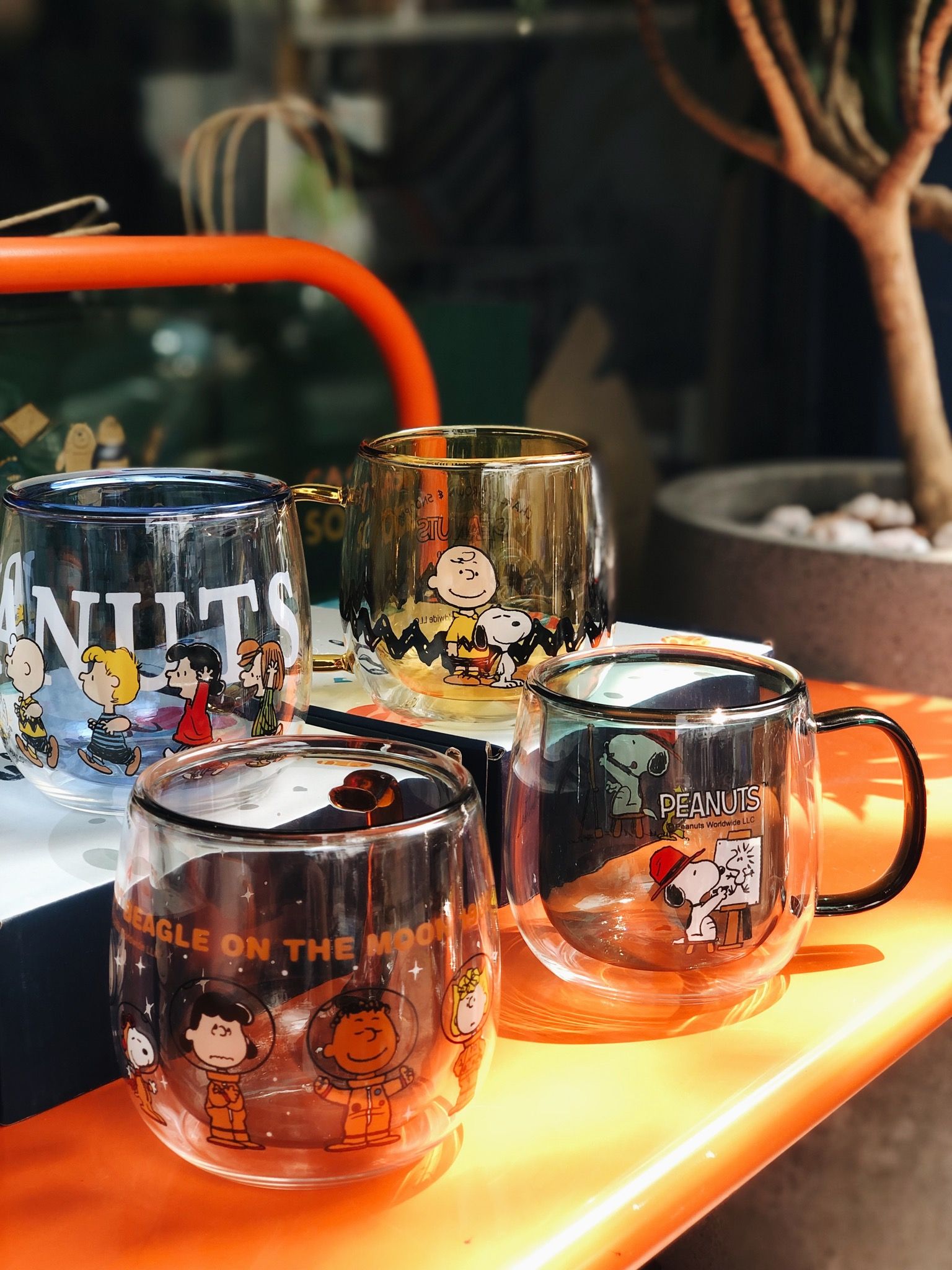 SNOOPY & CHARLIE CUPS