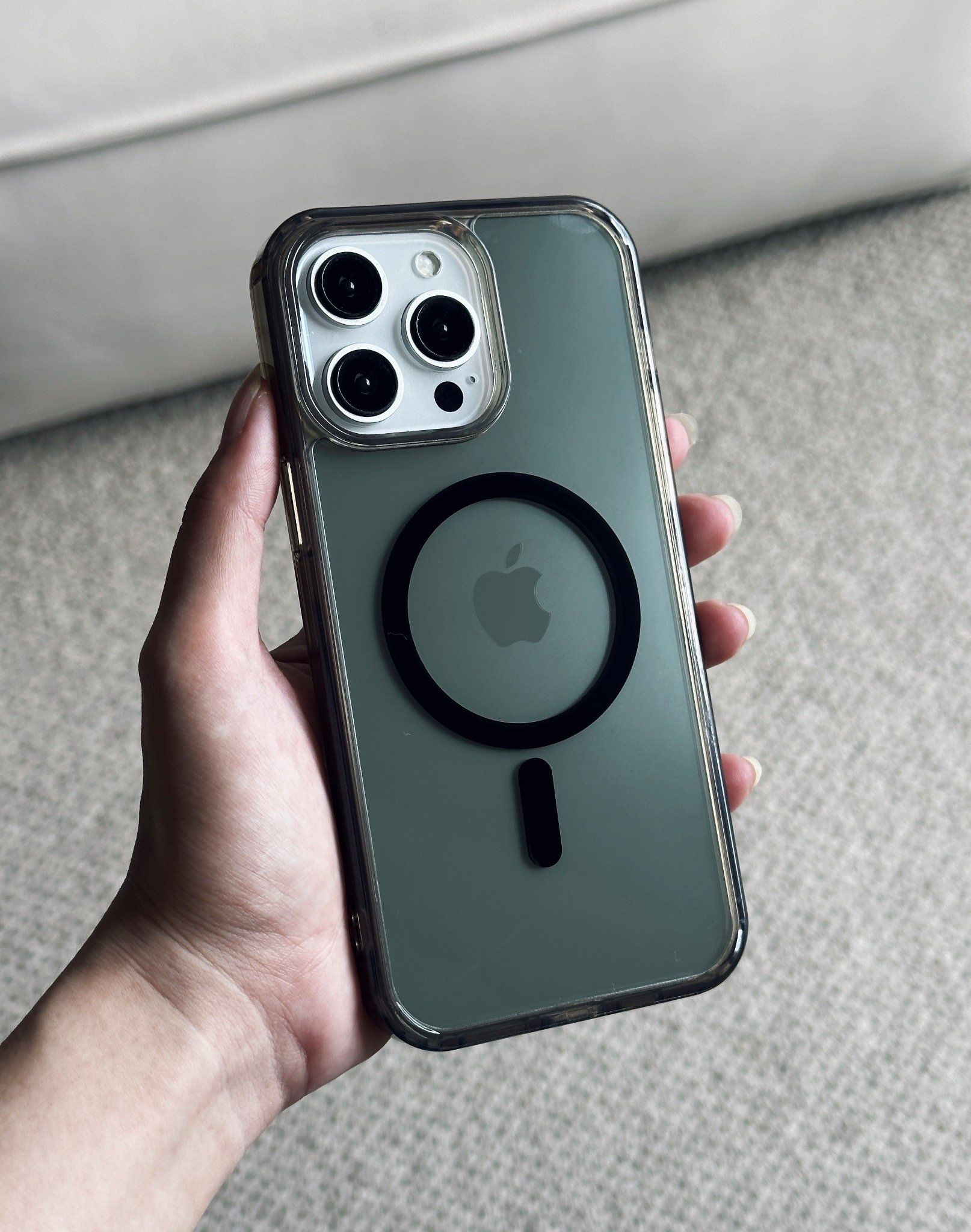 MAGSAFE CASE TRONG ĐEN