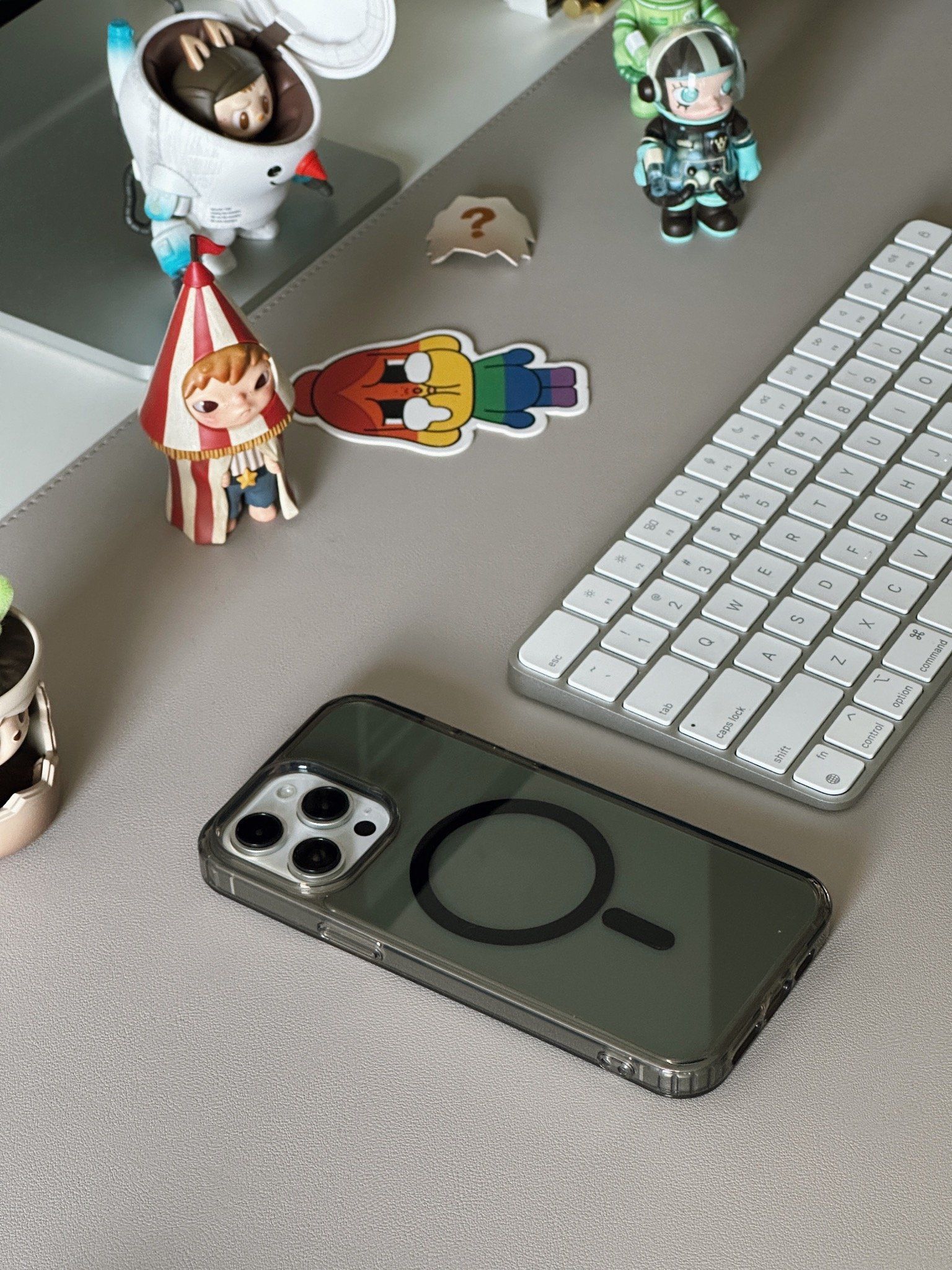 MAGSAFE CASE TRONG ĐEN