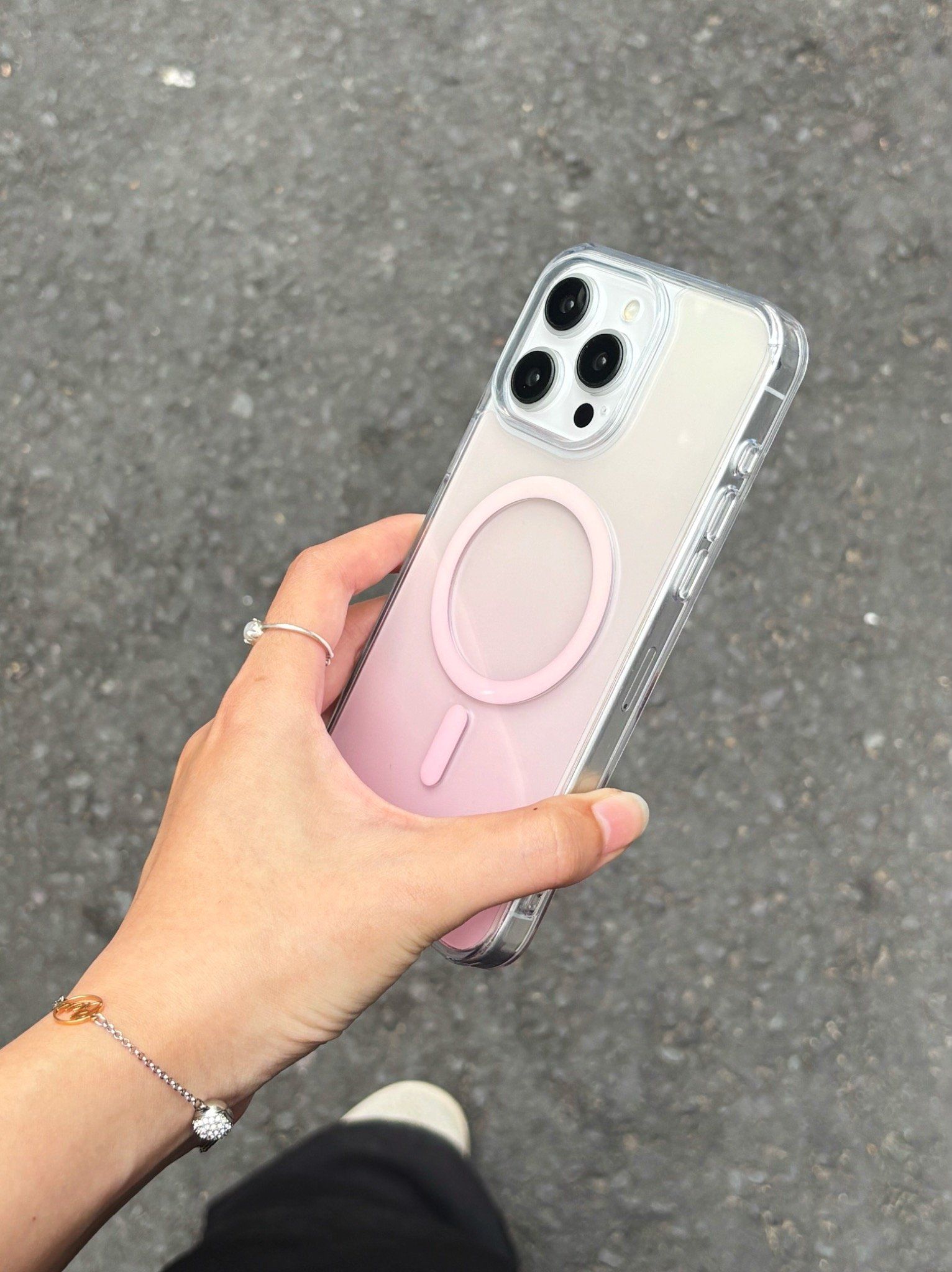 MAGSAFE GRADIENT CASE (Pink/Grey)