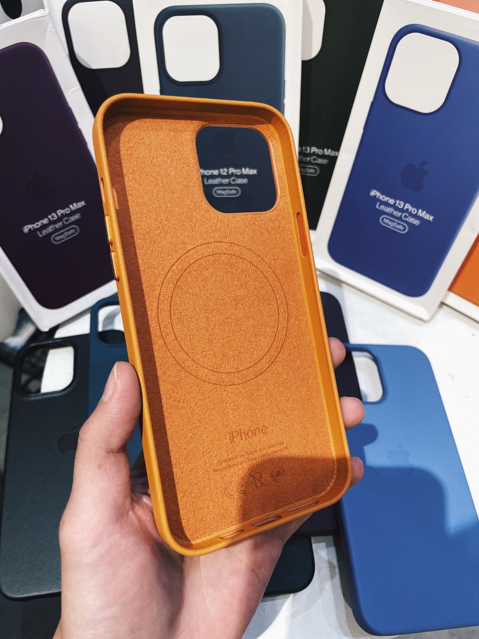 LEATHER CASE For 13PROMAX/13PRO/13/13MINI - MAGSAFE