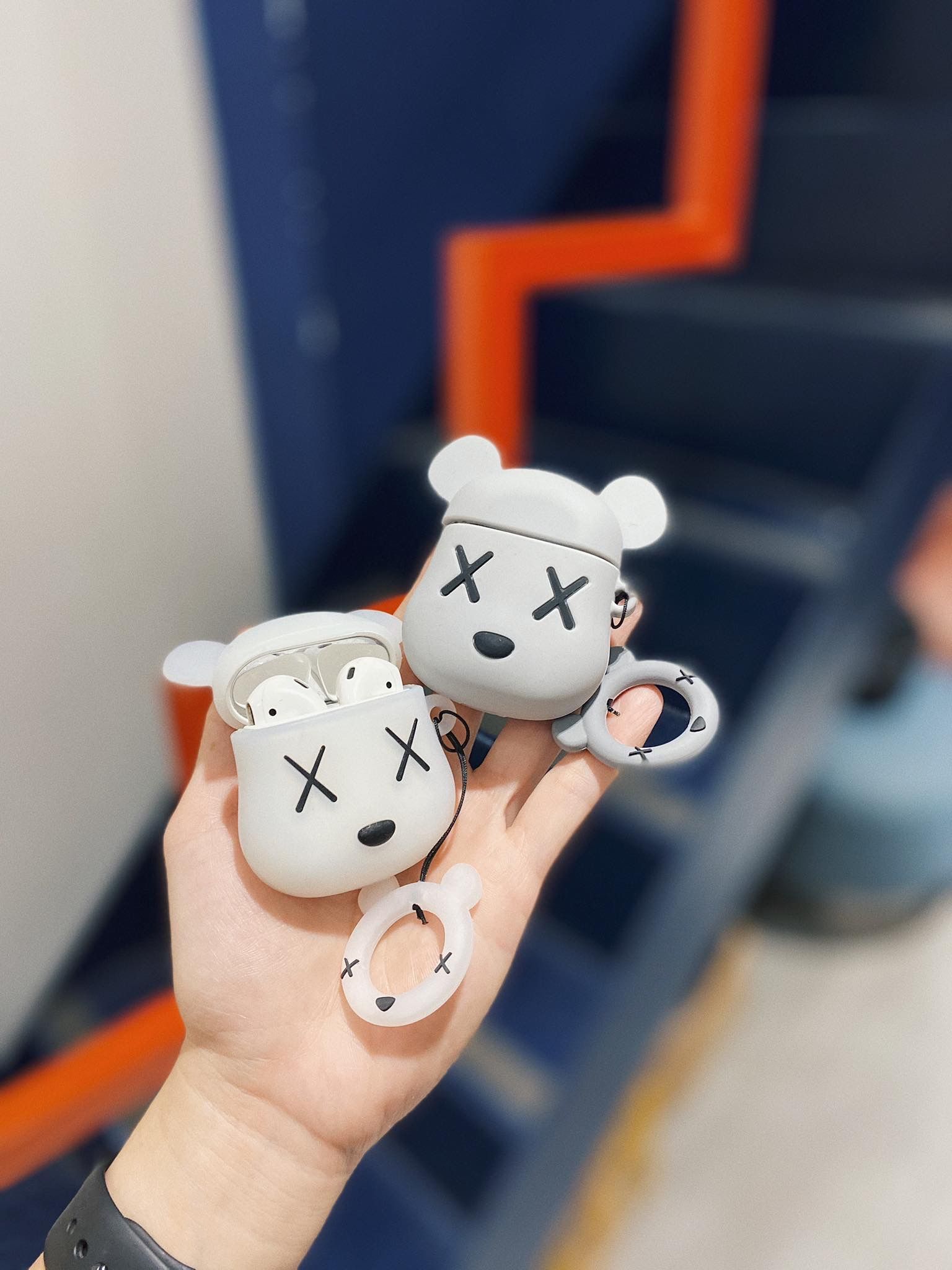 KAWS