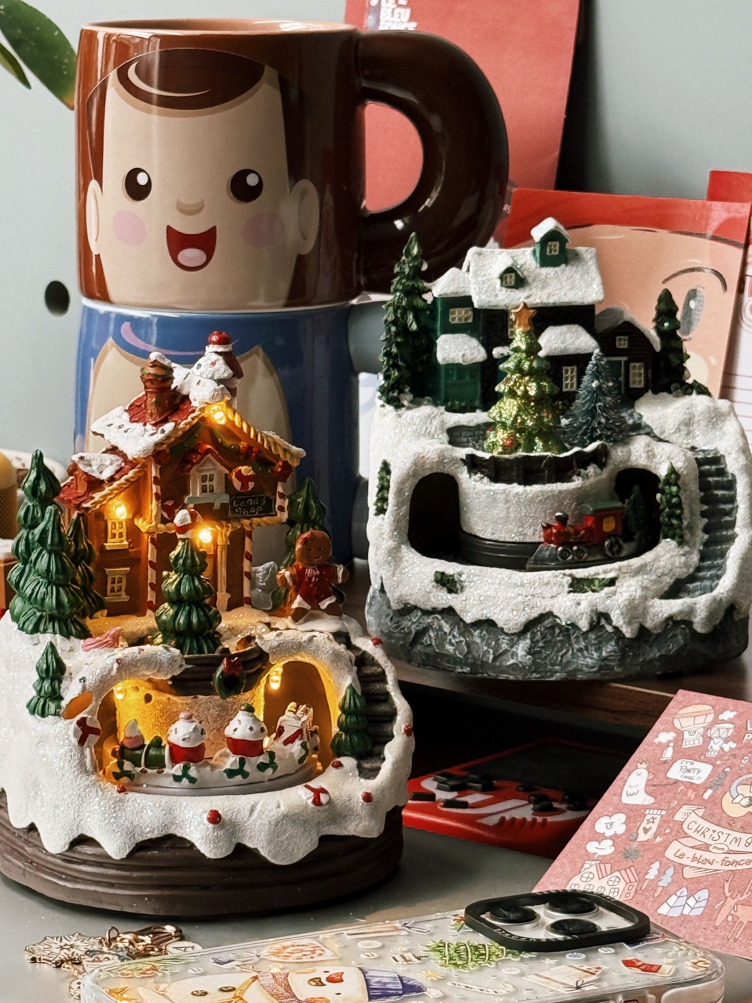 CHRISTMAS TOWN MUSIC BOX