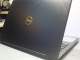  Laptop Dell Inspirion 7390 
