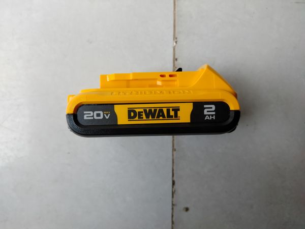 Pin Dewalt 20V – Máy Khoan Pin Tùng Power Tool