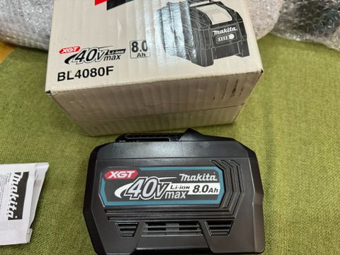 Pin Makita 40V Max 8Ah