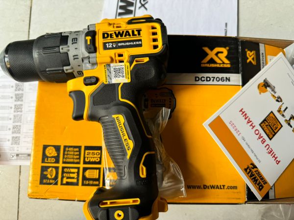 Máy khoan cầm tay Dewalt DCD706 – Máy Khoan Pin Tùng Power Tool