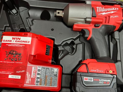 bù lông Milwaukee 2864 M18 ONEFHIWF34-0X ( Chưa Pin & Sạc )