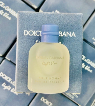 Nước Hoa Nam Dolce & Gabbana Light Blue Eau Intense Pour Homme 4.5ml