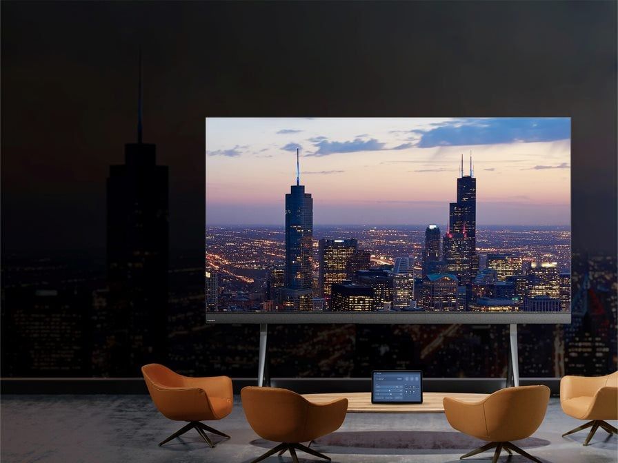 Raptor Series Large Format Displays