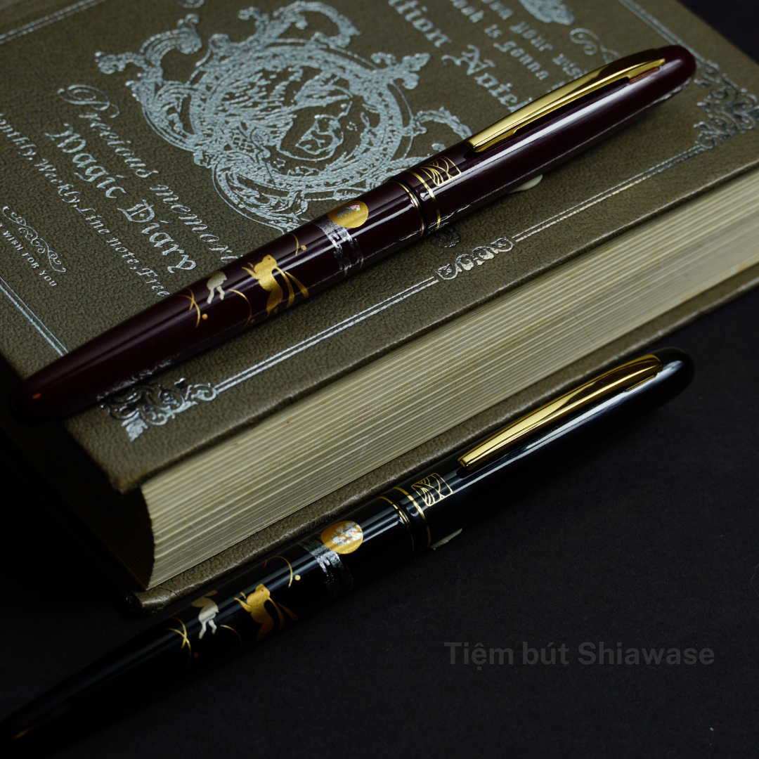 Bút Máy Wancher x Kuretake Kindai Makie Fountain Pen - Usagi - Black