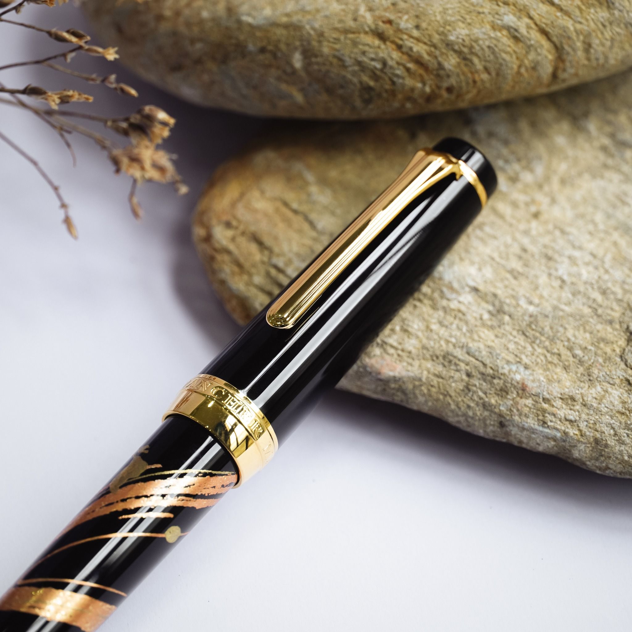 Bút Máy Wancher Sailor Shinshin Kiei - Falling Leaves - 21K Gold