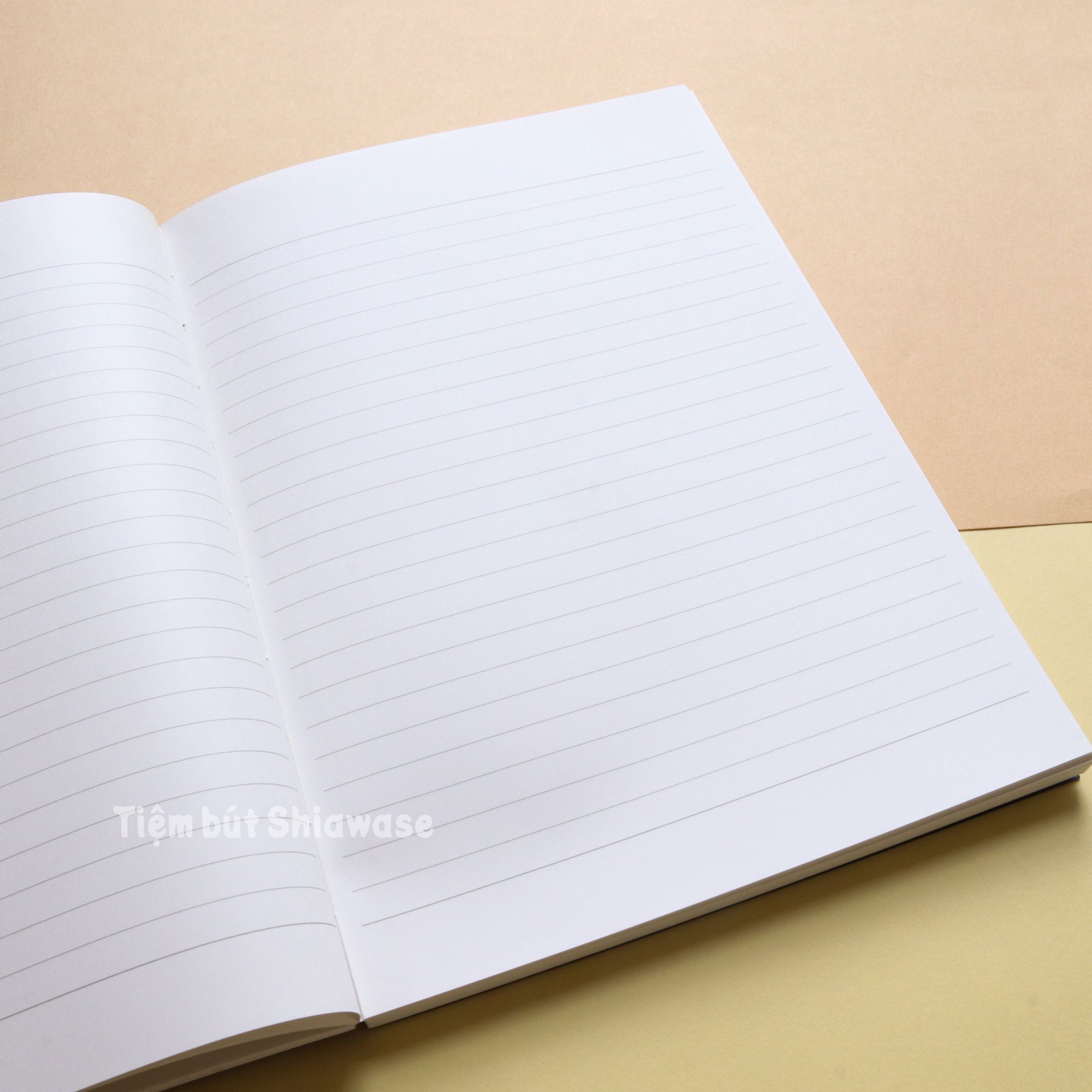Sổ Apica Premium C.D. Notebook A5 Blue - Giấy Trắng - Kẻ Ngang