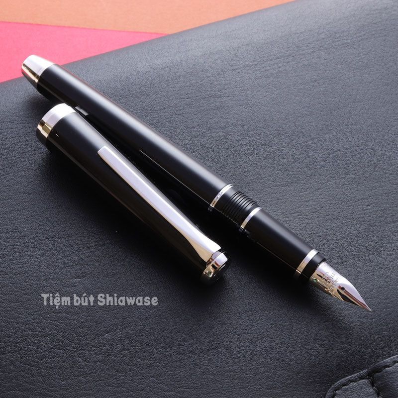 Bút Máy Pilot Elabo Ngòi Soft - Black - Đen (Bản Metal)