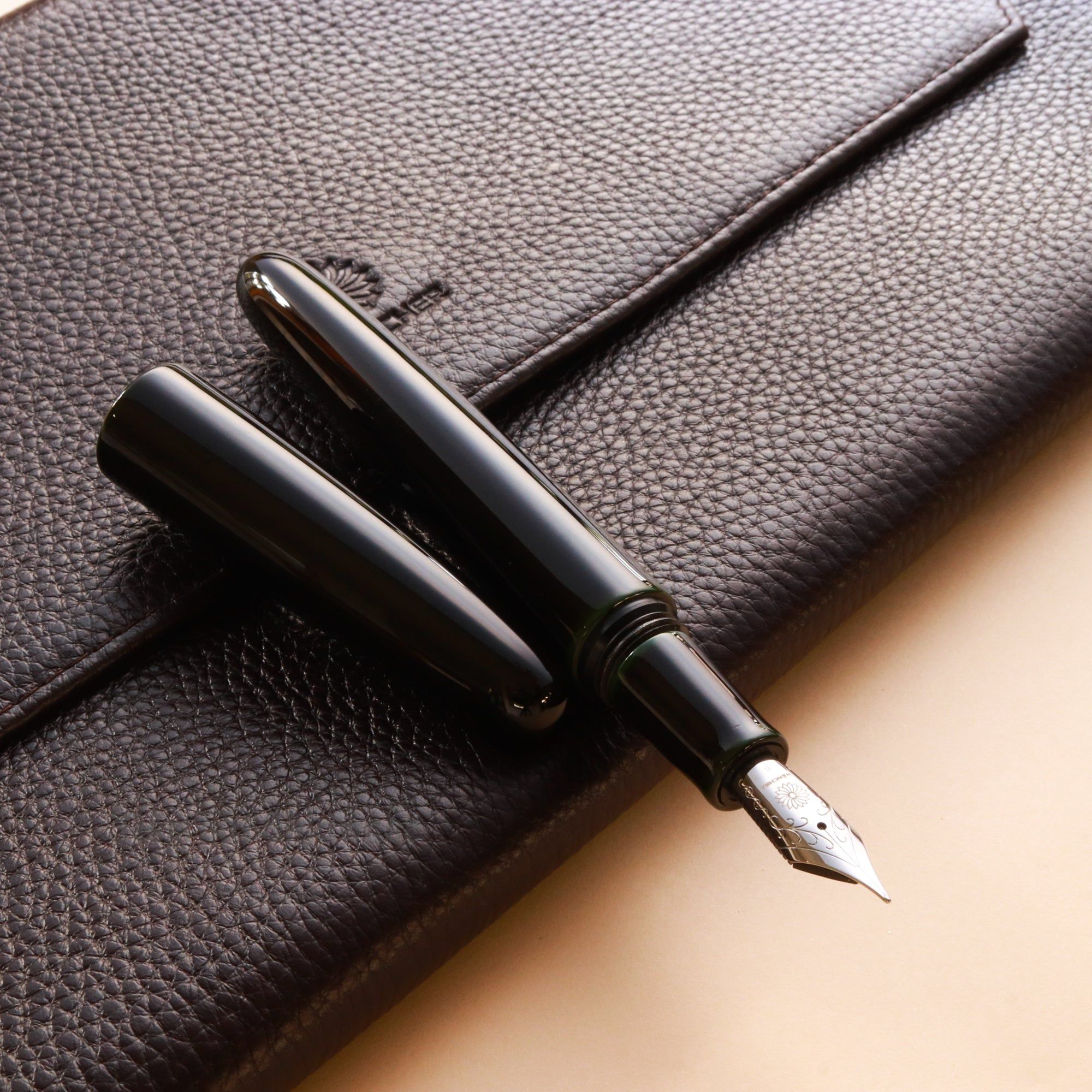 Bút Máy Wancher Dream Pen True Urushi Midori-tamenuri - Sơn Mài Wajima Nhật Bản