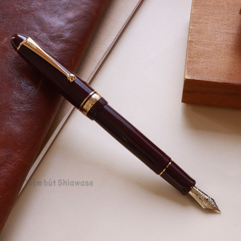 Bút Máy Pilot Custom 742 - Deep Red - Đỏ Đậm