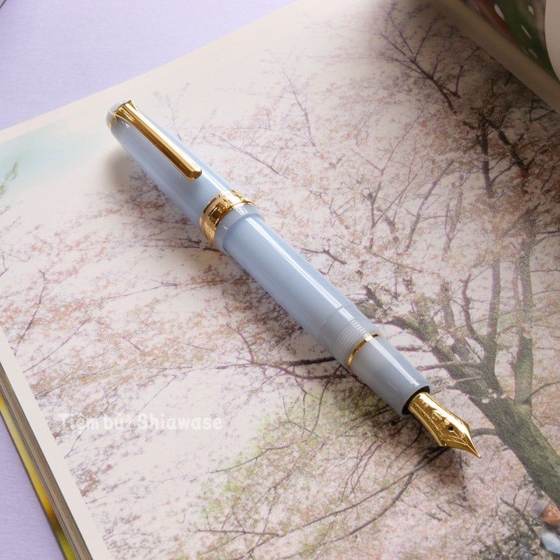 Bút Máy Sailor Professional Gear Slim 14K Shikiori Otogibanashi - Crane Light Blue