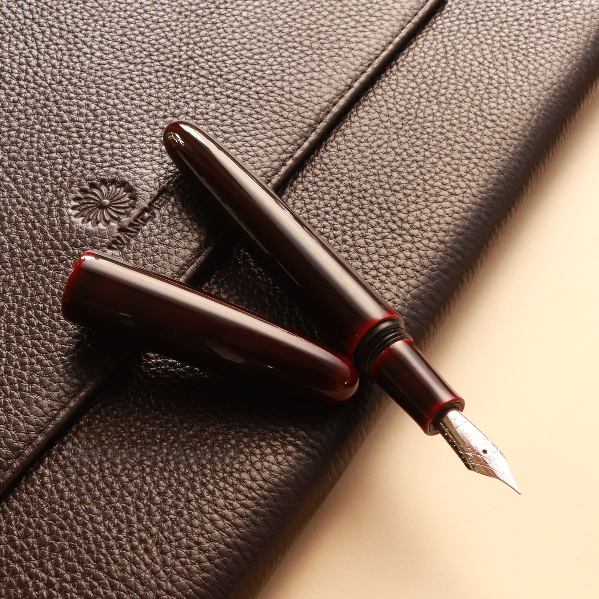 Bút Máy Wancher Dream Pen True Urushi Aka-tamenuri - Sơn Mài Wajima Nhật Bản