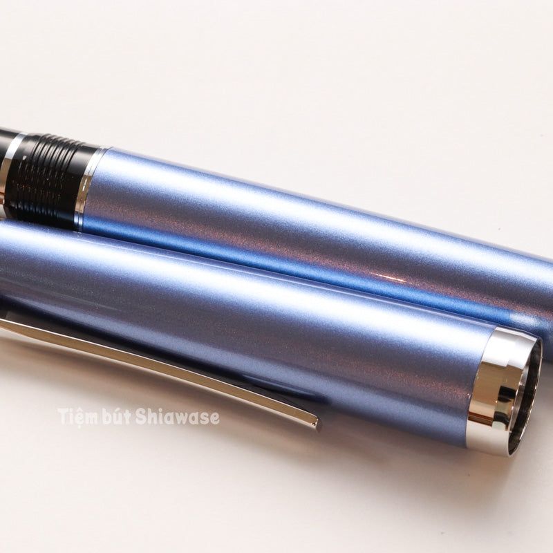 Bút Máy Pilot Elabo Ngòi Soft - Light Blue - Xanh Nhạt (Bản Metal)