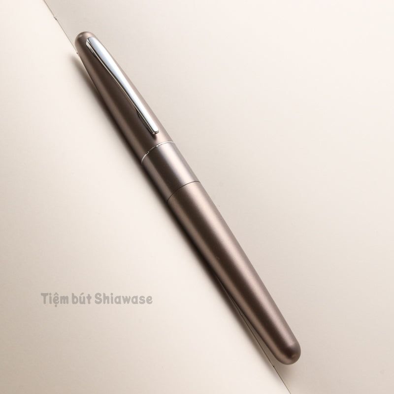 Bút Máy Pilot Cocoon - Titanium