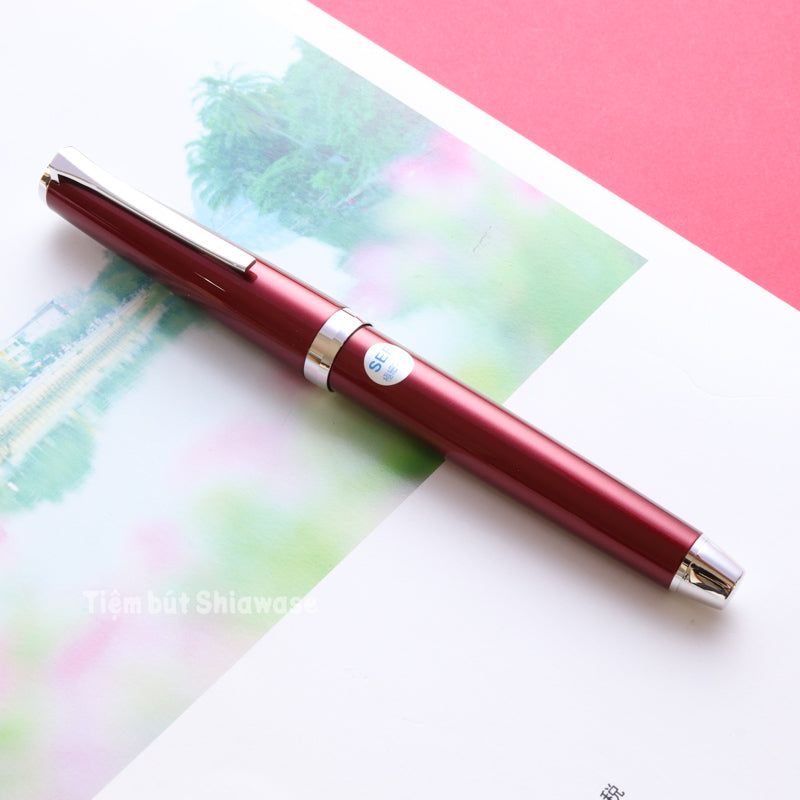 Bút Máy Pilot Elabo Ngòi Soft - Red - Đen (Bản Metal)
