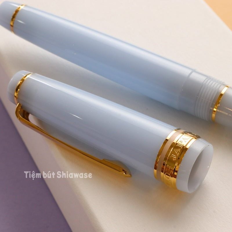 Bút Máy Sailor Professional Gear Slim 14K Shikiori Otogibanashi - Crane Light Blue