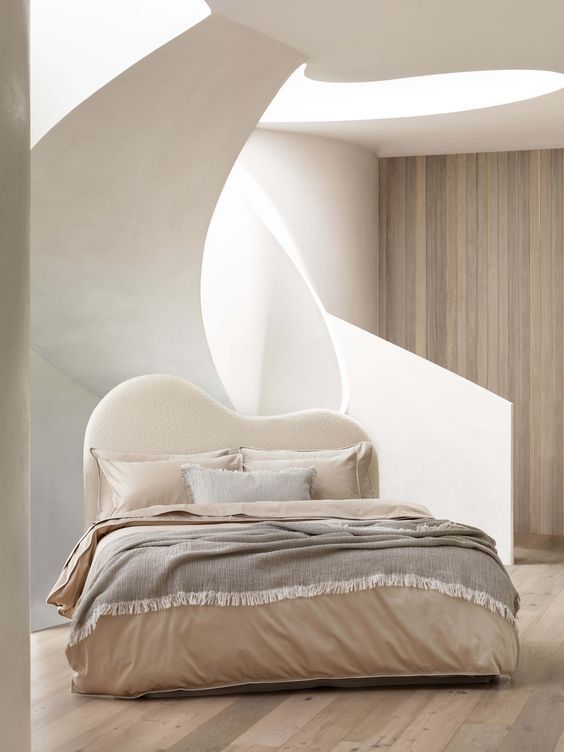 Giường ngủ bọc nệm cao cấp Curved Bed phong cách Bắc Âu Rubies House