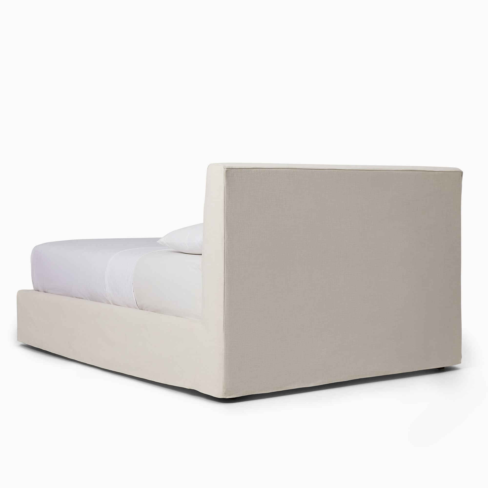 Giường ngủ bọc nệm cao cấp Haven Bed phong cách Bắc Âu Rubies House