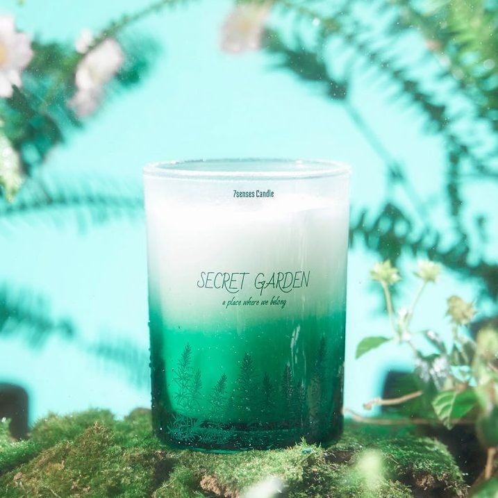 Nến thơm hương gỗ sồi, táo gai - Secret Garden